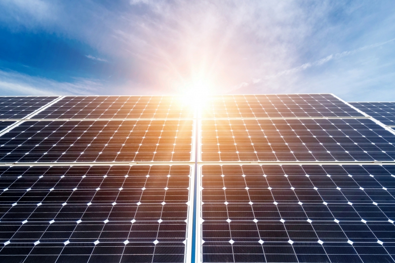Điện năng lượng mặt trời hòa lưới có dùng được khi cúp điện không?